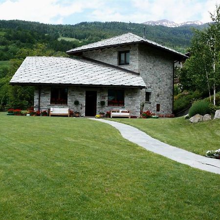 Mon Reve Bed & Breakfast Aosta Bagian luar foto